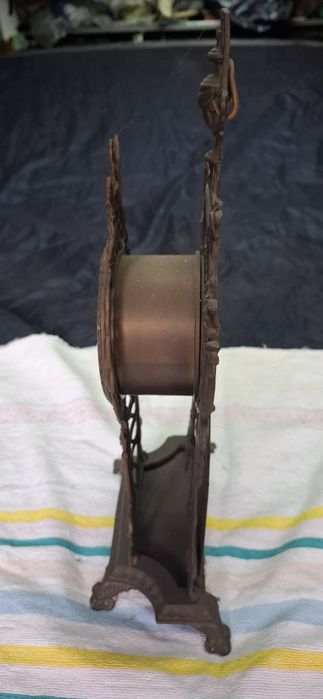 Zegar kominkowy ozdobny – styl klasycystyczny / empire – stan nieznany