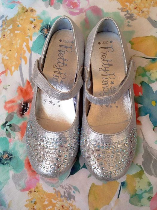 детские туфли для девочки на каблучке серебристые блестящие 12/31