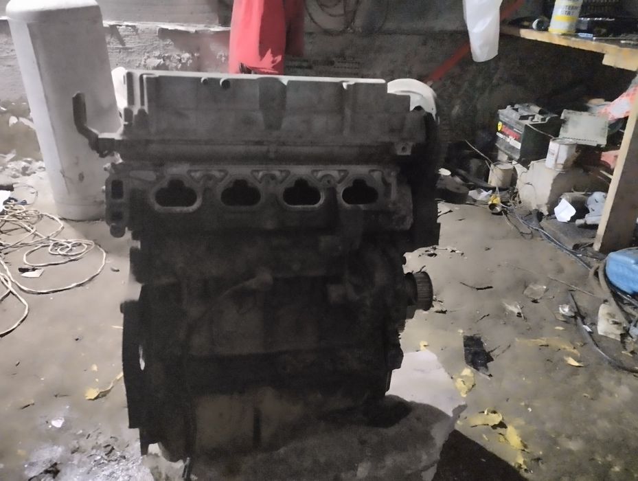 Мотор вектра 1.8