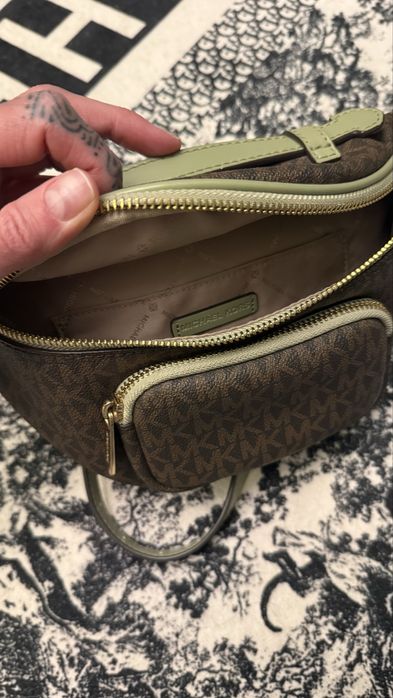 Бананка michael Kors