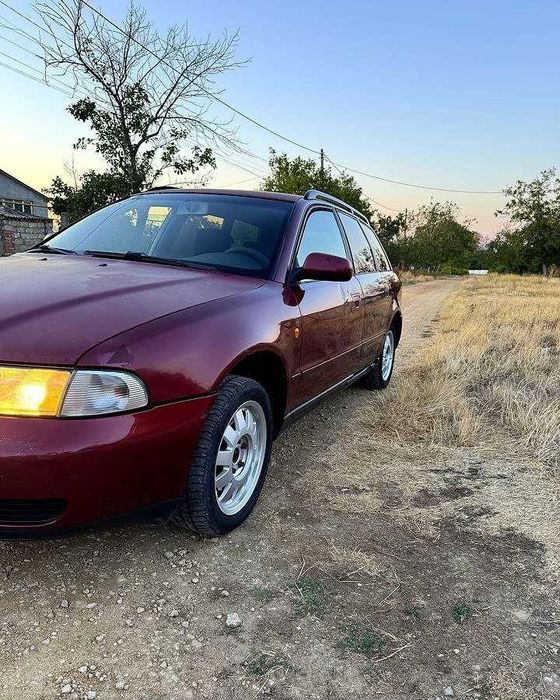 Продам AUDI -A 4-универсал