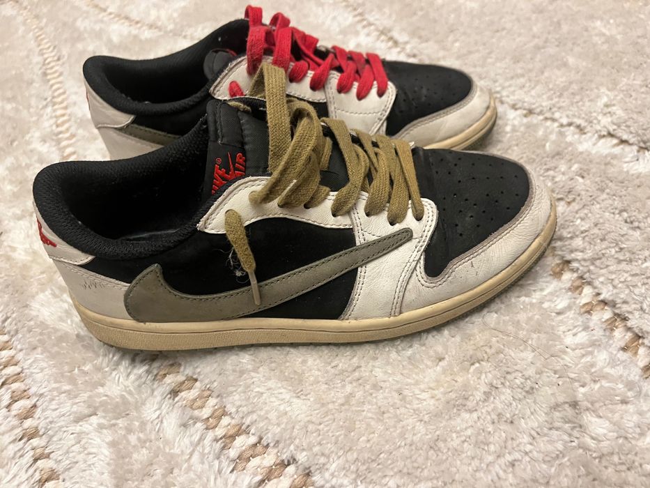 Retro 1 Low x Travis Scott 'Olive Nike jordan