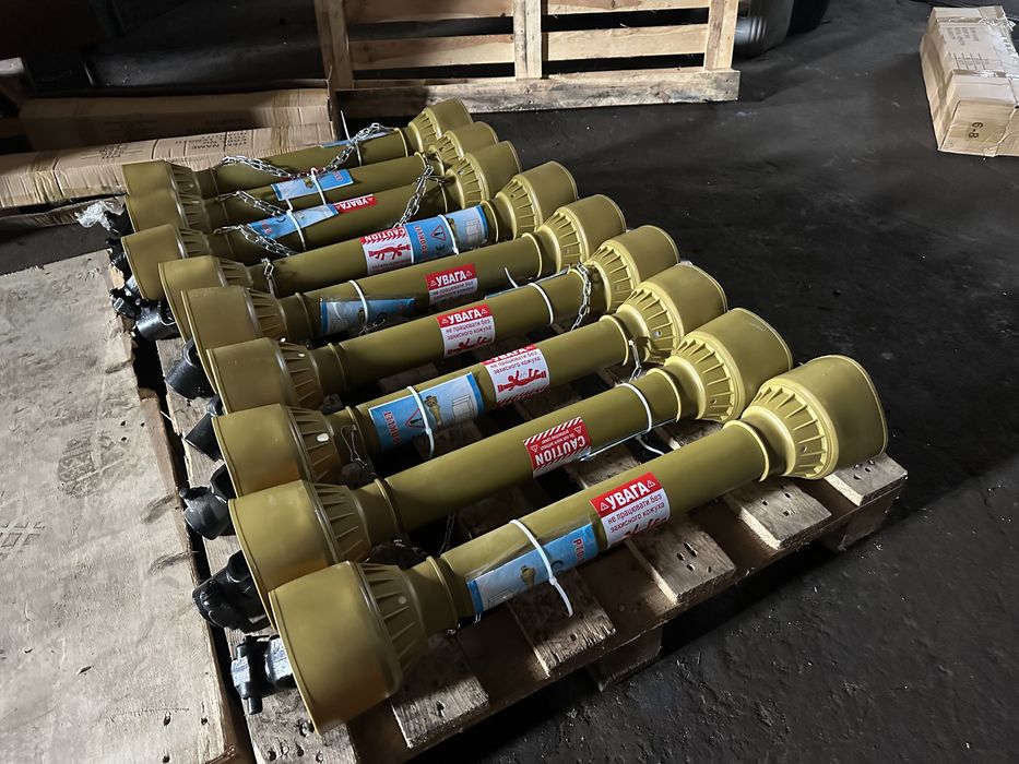 Карданний вал кардан Трактора Сівалки Косарки Оприскувача 6х6 8х6 8х8