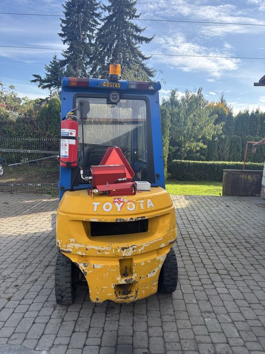 Wózek widłowy widlak toyota 7FDF20