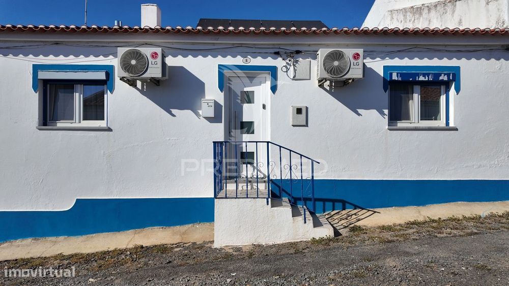 Moradia T3 Renovada com Garagem e Quintal em Albernoa, Beja
