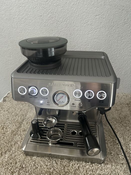 Кавоварка ріжкова з кавомолкою Gastroback