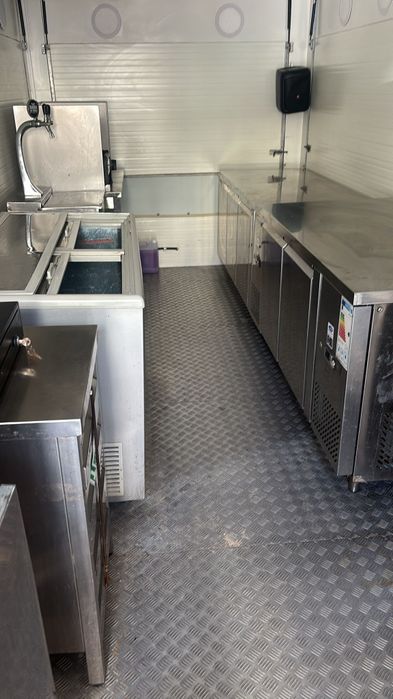 Roulote bar tudo a funcionar