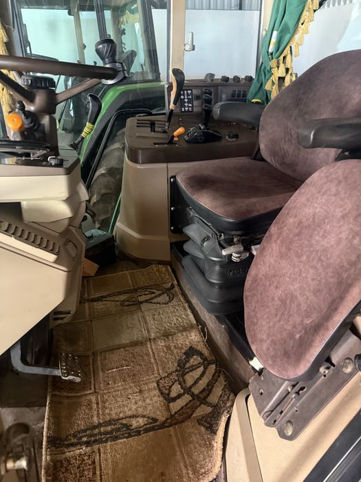 John deere 6910 2001 року