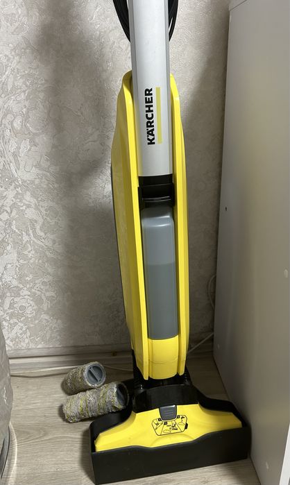 Пилосос Karcher fc-5 (вологе прибирання)