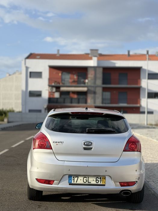 Kia Ceed S coupé - 2008 gasolina