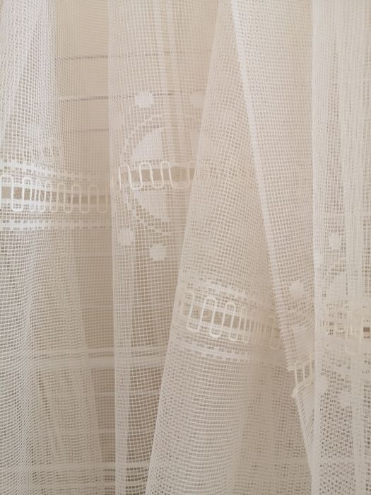 Kawałki firan do wykorzystania