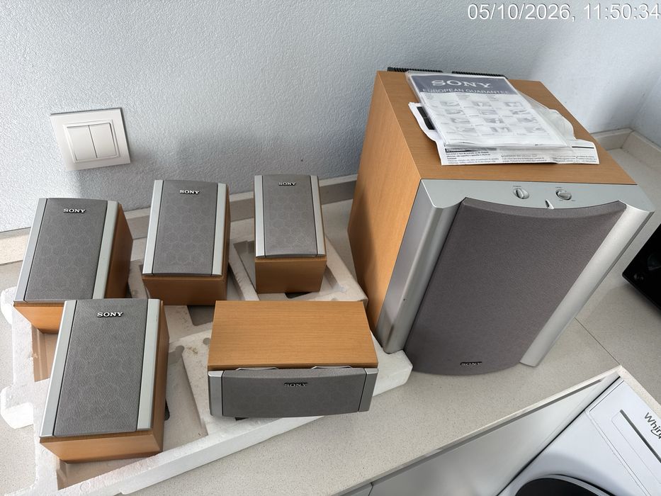 Sistema de som 5.1 ( 5 colunas + subwoofer) SONY