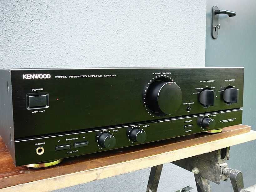 Wzmacniacz zintegrowany stereo KENWOOD KA-3020 2X50W