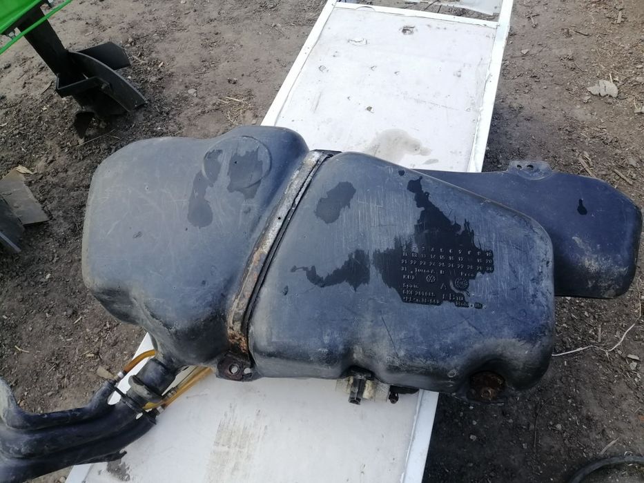 Бензобак фольцваген поло