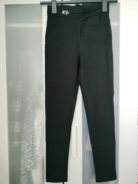 Czarne leginsy, grubszy materiał, rozmiar 36/38