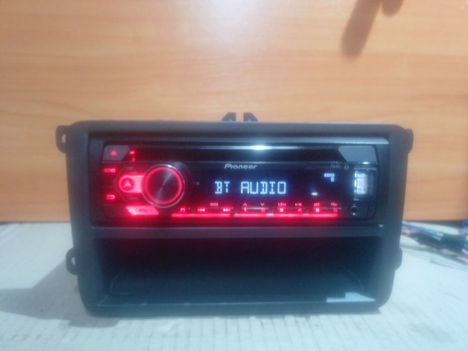 Автомагнітола Pioneer DEH-S320BT Bluetooth, USB, AUX, CD