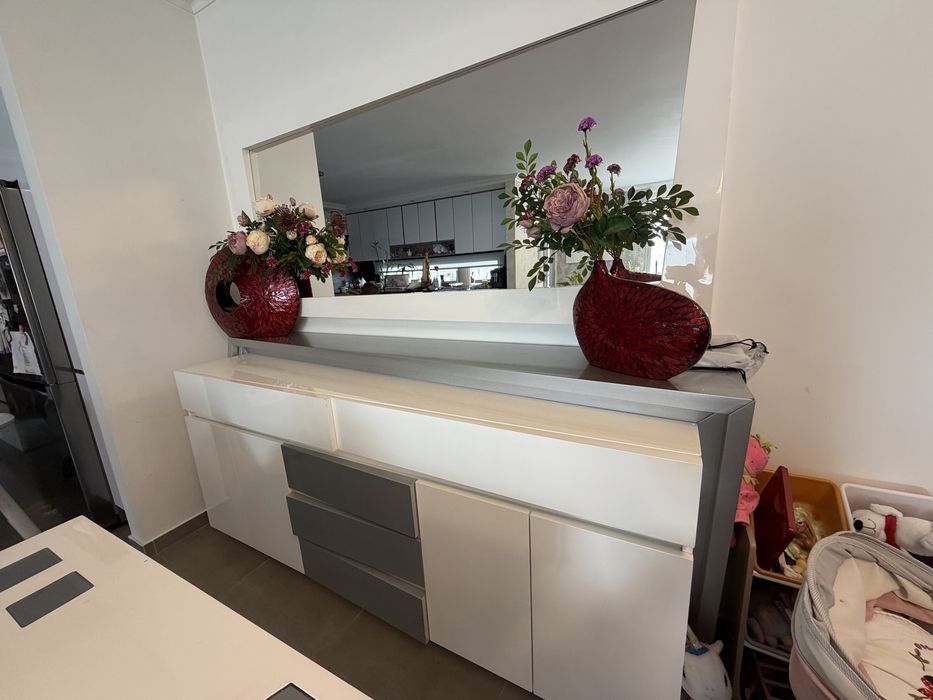 Mobilia completa de sala jantar e sala de estar