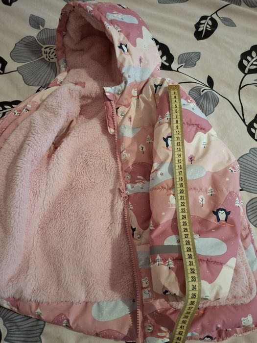 Зимова куртка ,яскравий принт