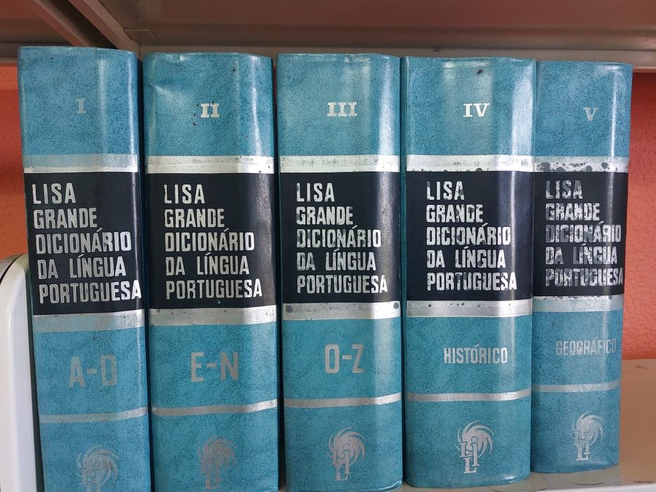 Grande dicionário da língua portuguesa