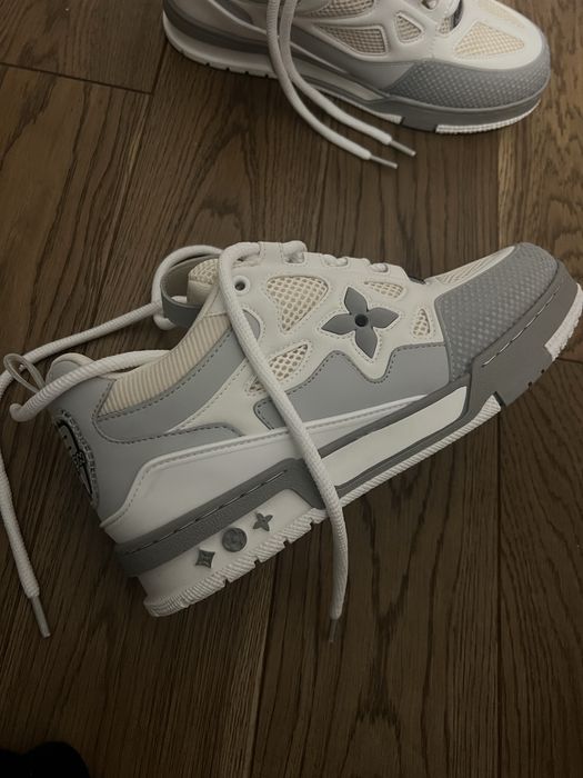 Szare buty na deske
