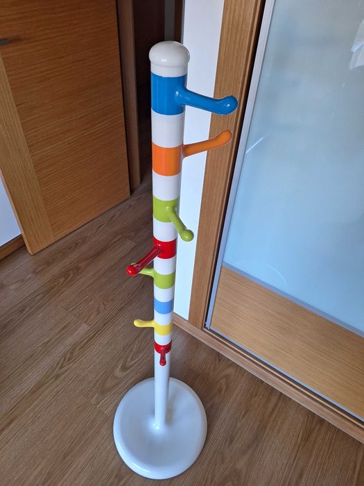 Cabide para quarto criança