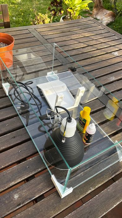 Aquários para peixes ou répteis, tartarugueira e equipamento