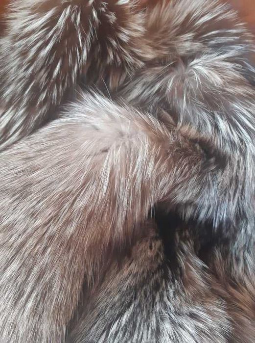 Kрасивая шуба из чернобурки