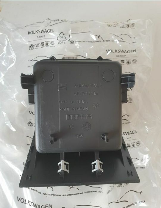 Compartimento arrumação Seat ibiza FR (2020)