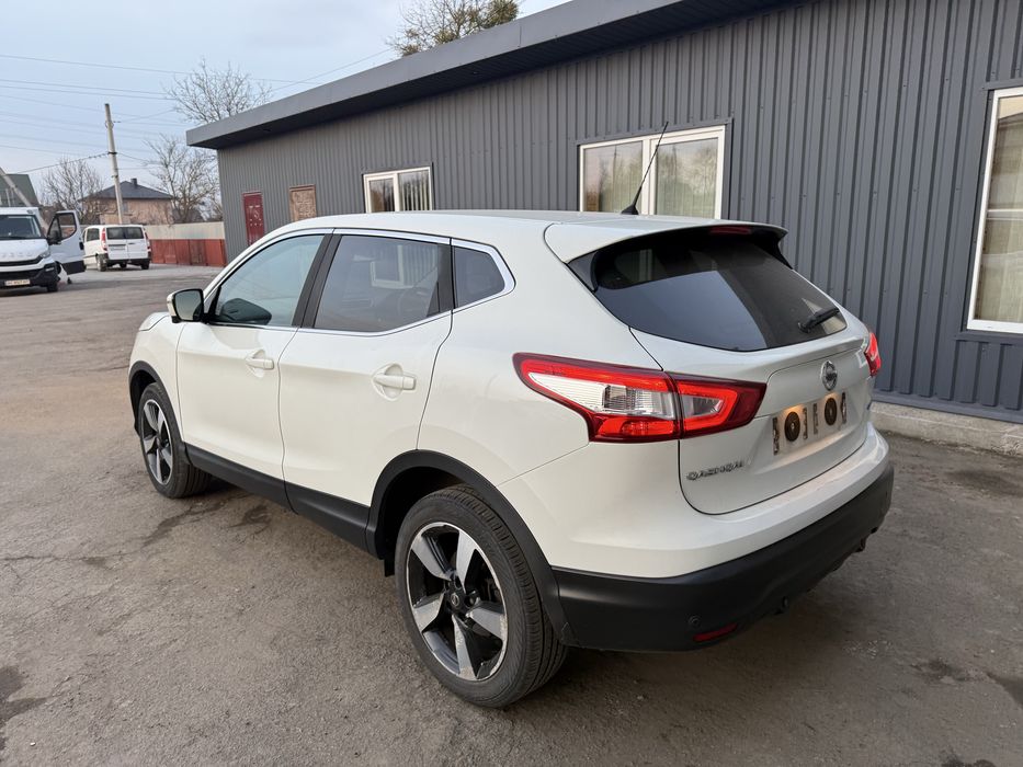 Бампер Nissan rogue sport задній бампер QAB Qashqai j11 запчастини білий перламутр