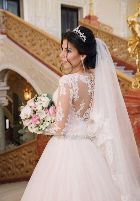 Продам весільну сукню від італійського бренду Lusano Bridal