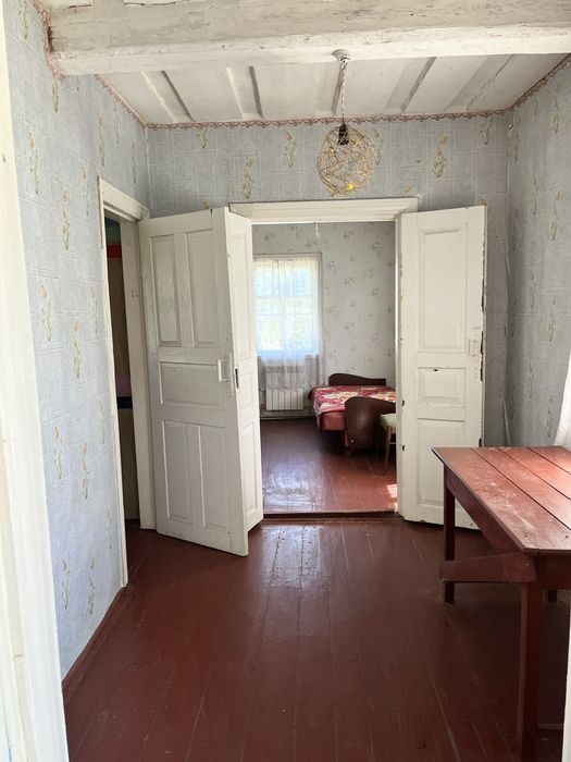 Продам будинок в центрі міста