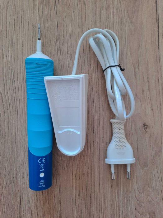 Szczoteczka elektryczna Oral-B Vitality