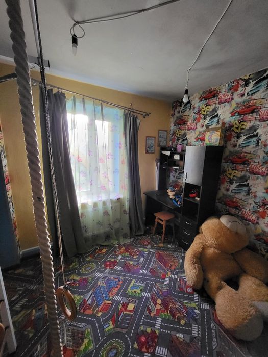 Продам дом с большим земельным участком. Y.A.