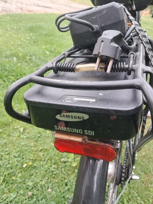 Rower elektryczny 28"