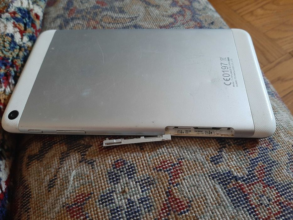 Планшет Huawei T1-701u