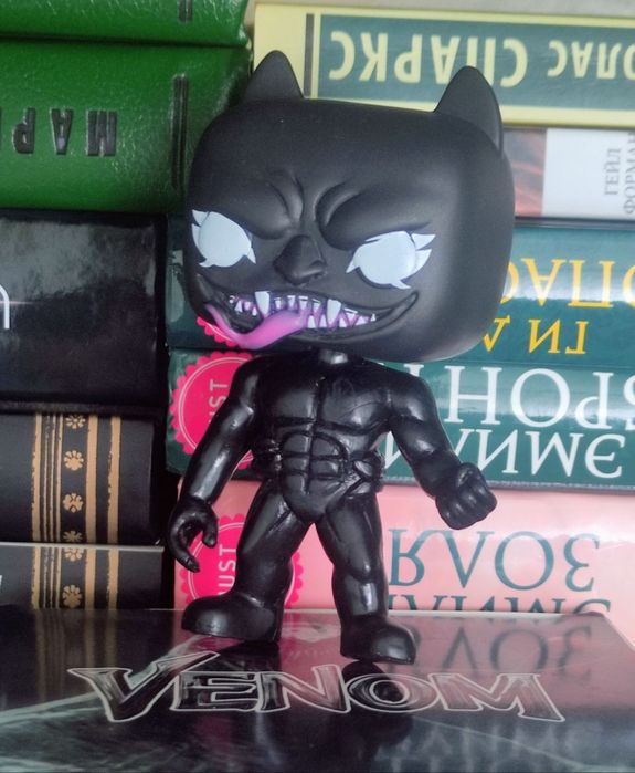 Funko pop Веном Чорна Пантера