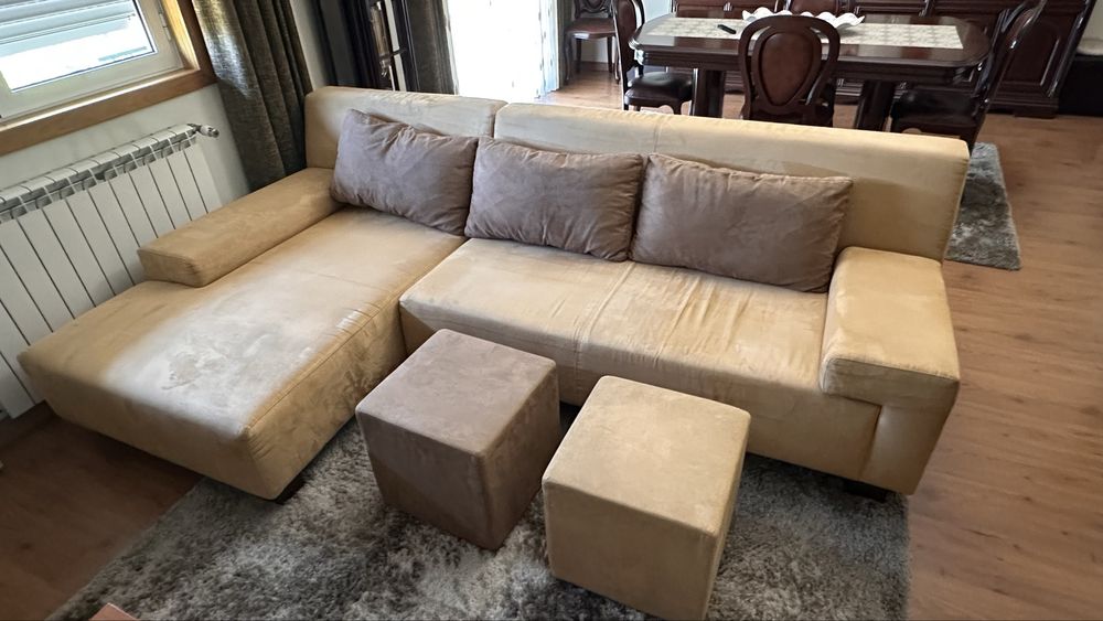 Sofa com chaise longue