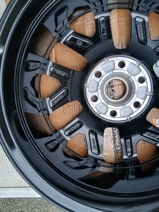 Nowe 4 felgi aluminiowa Volkswagen 17