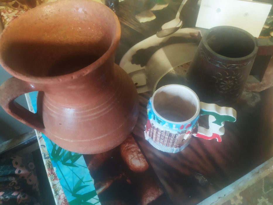 Кружка, глечик,та ще кружка з дерева