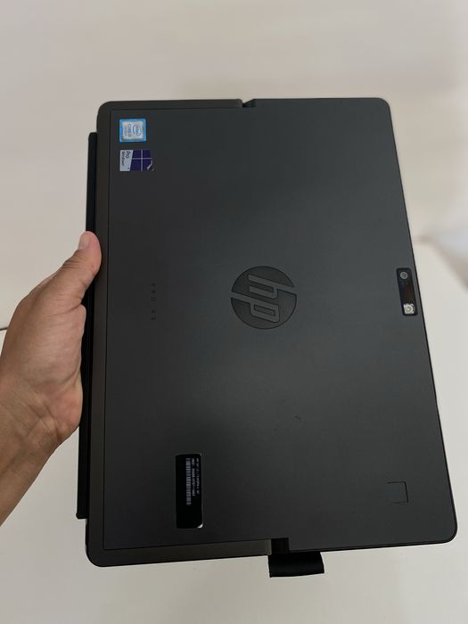 HP Pro x2 612 G2 – Portátil 2 em 1 com Tela Touchscreen