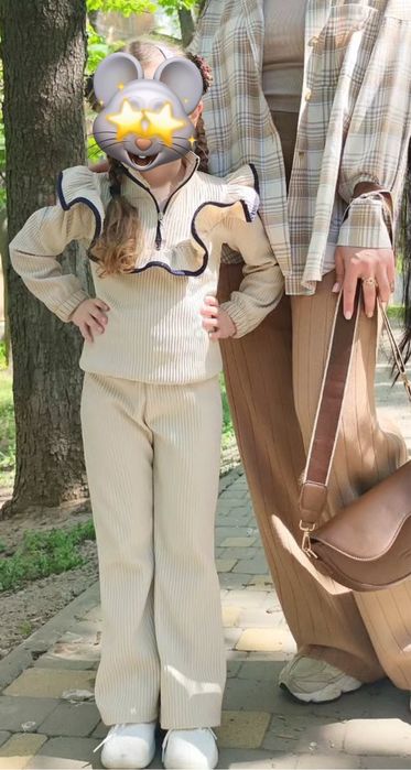 Костюм для дівчинки