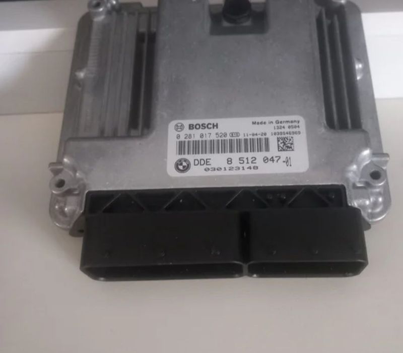 Centralina motor Bmw 320d 2.0d 184Cv E91 Ref.8 512 047