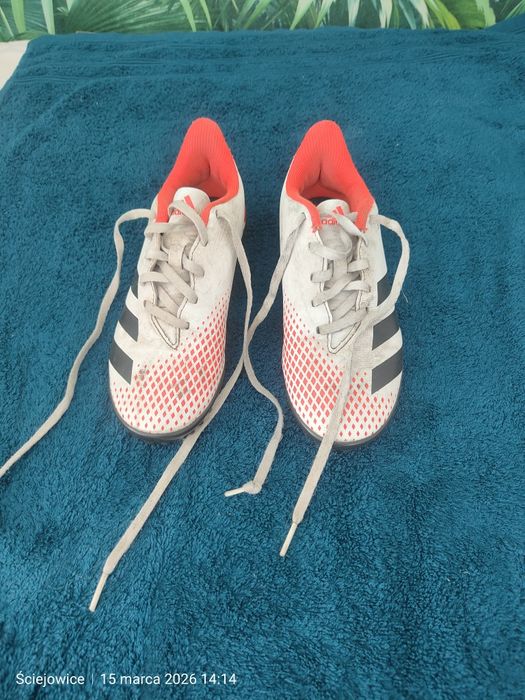 Buty piłkarskie Adidas Predator 20.4 TF (Orliki) – Rozmiar 34