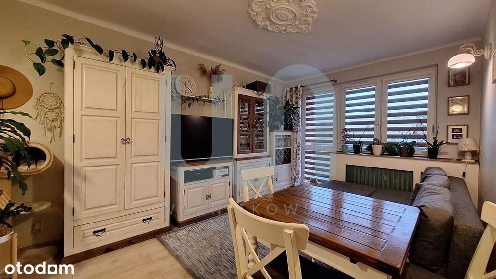 1 piętro/ M3/ Po remoncie/ Balkon i 2 piwnice