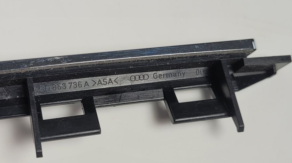 Emblemat Audi Quattro