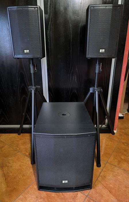 Sistema de som PA mais colunas