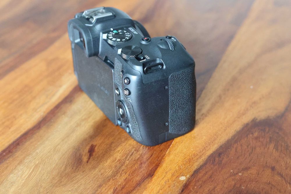 Canon EOS RP nowa migawka