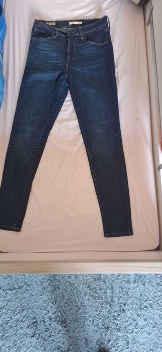 Damskie Jeansy Levis