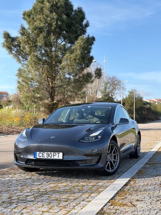 Tesla Model 3 Standard Range Plus RWD