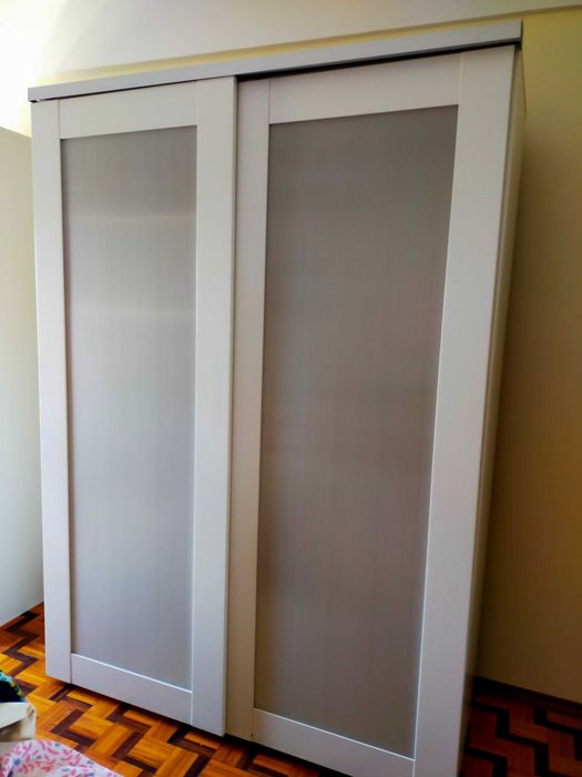 Roupeiro IKEA - Oferta